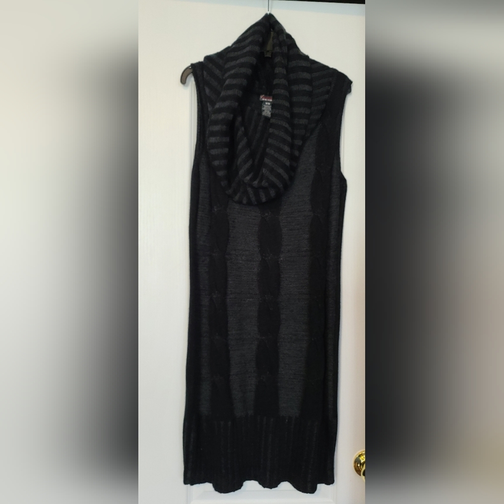 Sleeveless sweater dress
